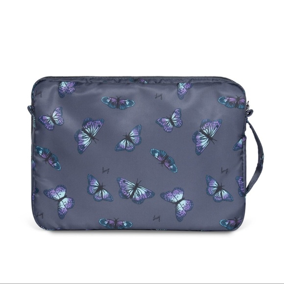 LUG BUTTERFLY GREY DELTA MINI NWOT With 1 1/2”  adjustable Crossbody Strap NIP - Picture 4 of 16